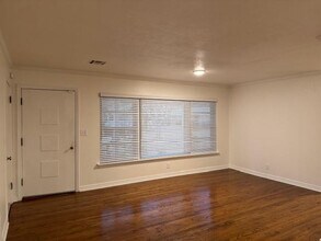 1318 Ann Arbor Dr in Norman, OK - Building Photo - Building Photo