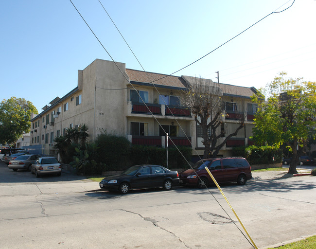 11271 Otsego St in North Hollywood, CA - Building Photo - Building Photo