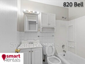 820 Bell Ave in Webster Groves, MO - Building Photo - Building Photo