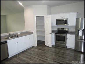 2090 Matthews Meadow Ln in Conway, AR - Building Photo - Building Photo