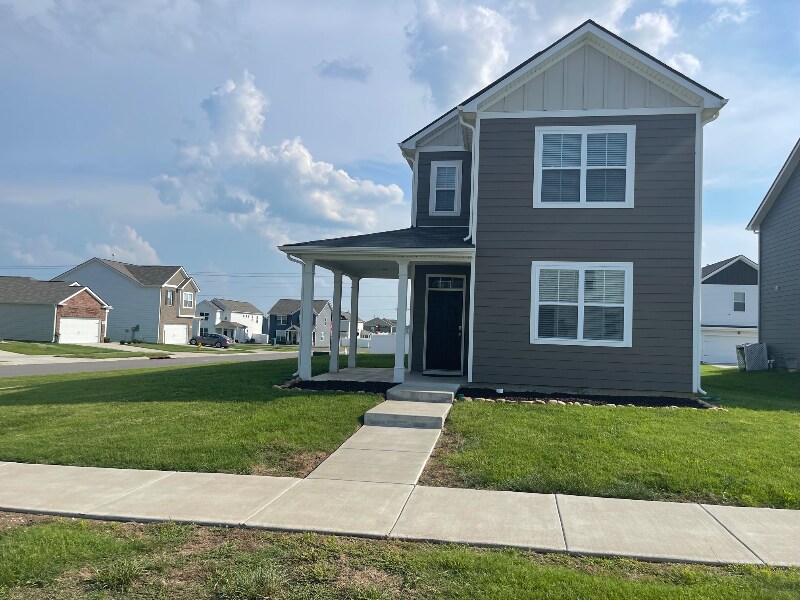 1525 Ashgrove Pl in Lebanon, TN - Building Photo