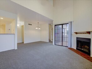 4271 N River Grove Cir in Tucson, AZ - Building Photo - Building Photo