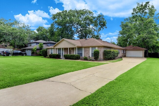 property at 416 That Way