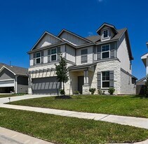 23526 Wrexham St in Spring, TX - Building Photo