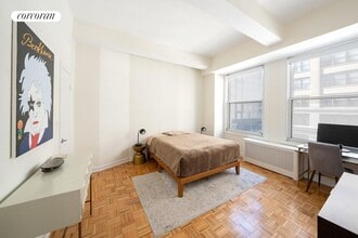 425 Park Ave S in New York, NY - Building Photo - Building Photo