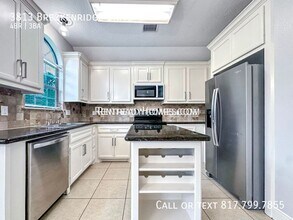 3813 Breckenridge Dr in Montgomery, TX - Foto de edificio - Building Photo