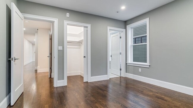 555 E 5th St in Boston, MA - Building Photo - Building Photo