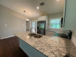813 Marbleridge Rd in Richmond, VA - Building Photo - Building Photo