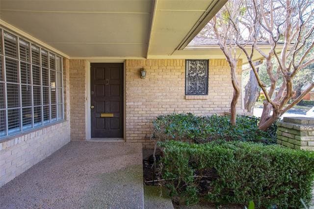 9120 Villa Park Cir in Dallas, TX - Foto de edificio - Building Photo