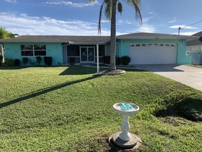 410 SW 47th St in Cape Coral, FL - Building Photo - Building Photo