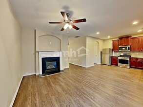 303 Hidden Creek Ln in Canton, GA - Building Photo - Building Photo
