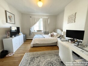 748 E 4th St, Unit 3 in Boston, MA - Building Photo - Building Photo