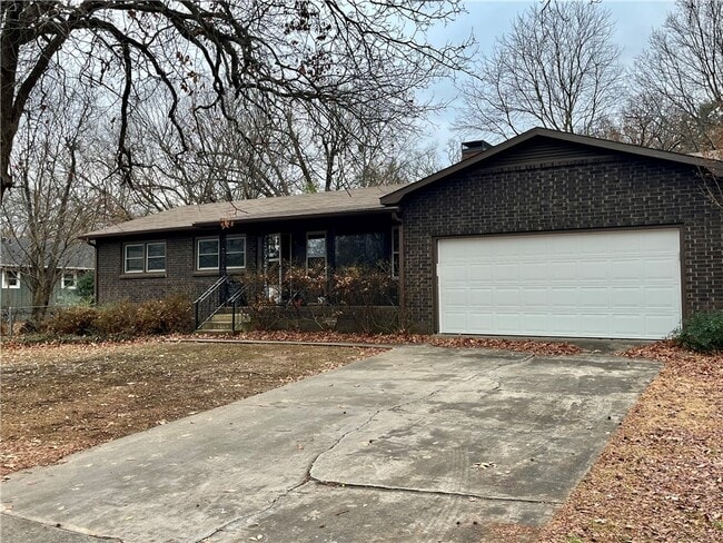 property at 119 W Miller St