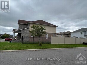 541 Caracole Way in Ottawa, ON - Building Photo - Building Photo