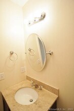 9 Glenwood Ave in Norwalk, CT - Building Photo - Building Photo