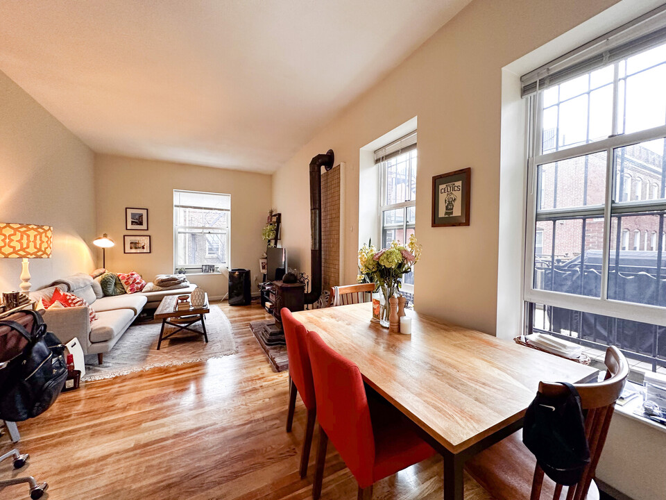 3 Worcester Square in Boston, MA - Building Photo
