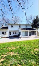 29 Ventnor Dr in Edison, NJ - Foto de edificio - Building Photo