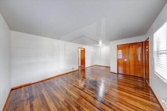 3325 N Riley Ave in Indianapolis, IN - Building Photo - Building Photo