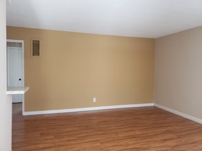 20810 Amie Ave in Torrance, CA - Building Photo - Building Photo