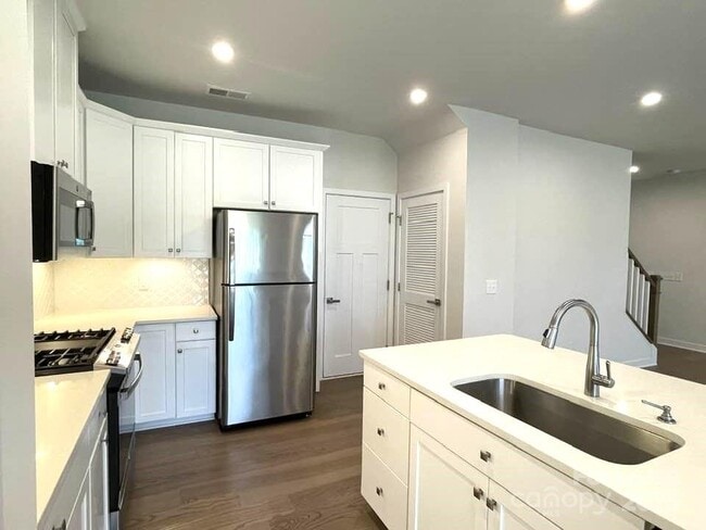 10476 Dalton Woods Ct NW in Huntersville, NC - Foto de edificio - Building Photo