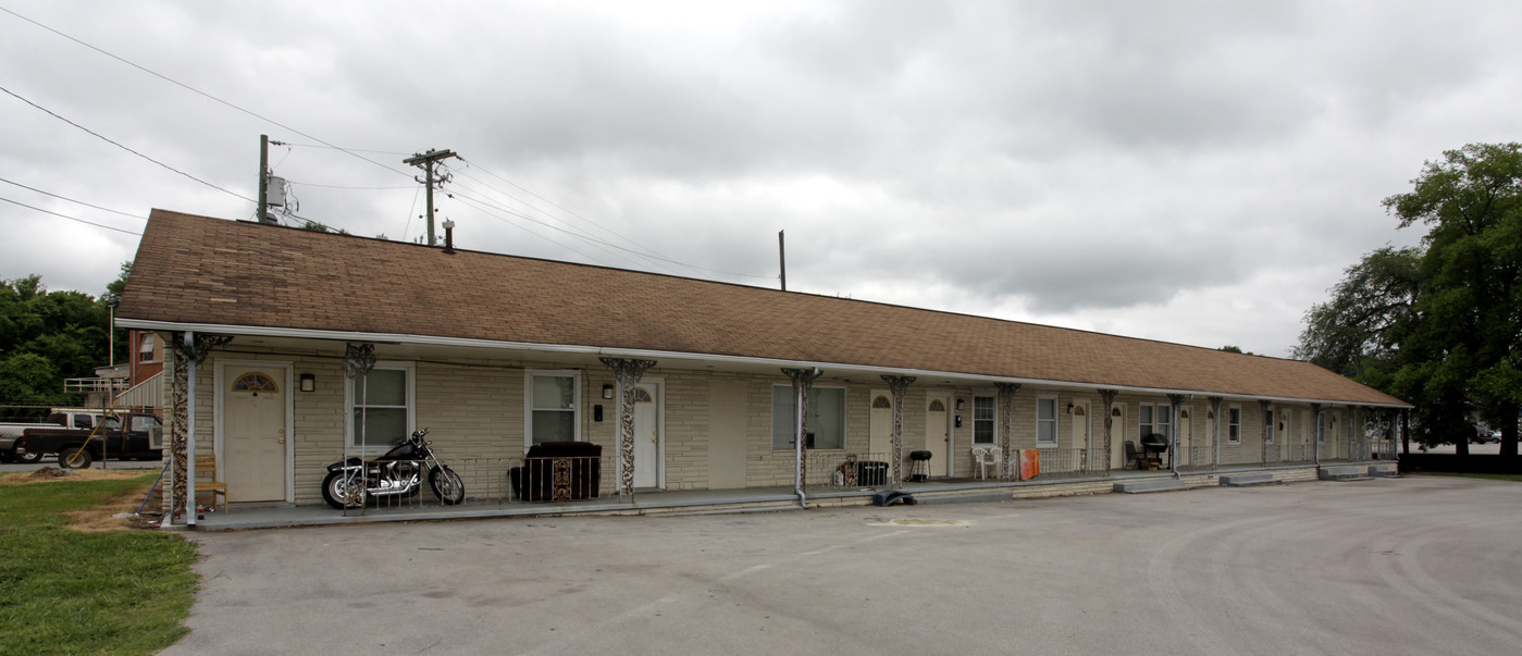 540 S Main St in Sweetwater, TN - Building Photo