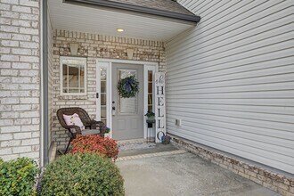 1042 Brightwood Ct in Clarksville, TN - Building Photo - Building Photo