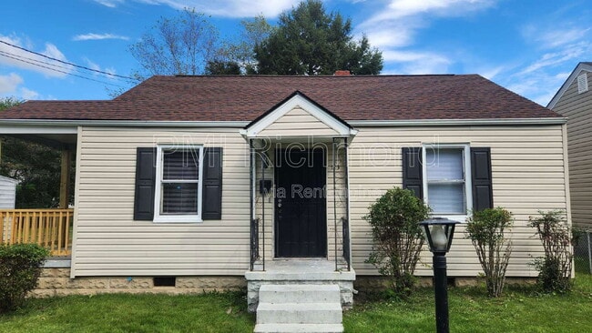 125 Seaboard St in Petersburg, VA - Foto de edificio - Building Photo
