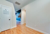 5941 S Loop E photo'