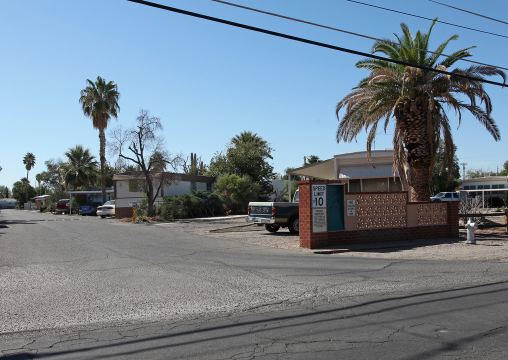 Catalina Vista Mobile Home Park in Tucson, AZ - Foto de edificio