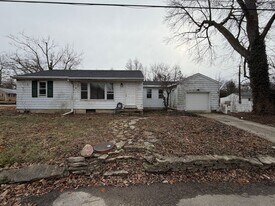 2201 W Euclid Ave in Muncie, IN - Building Photo