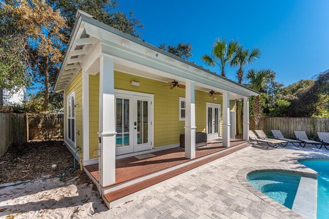 87 Barracuda St in Destin, FL - Building Photo - Building Photo