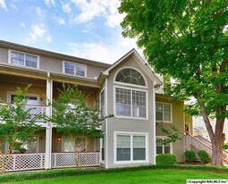 1085 Stones Throw Dr NW in Huntsville, AL - Building Photo