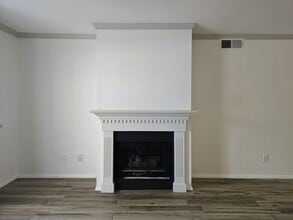 663 Bishops Lodge Rd in Santa Fe, NM - Building Photo - Building Photo
