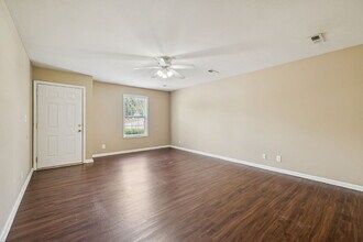 269 A EXECUTIVE AVE, CLARKSVILLE, TN 37042 in Clarksville, TN - Building Photo - Building Photo