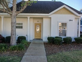 194 SW 145th Dr in Newberry, FL - Building Photo