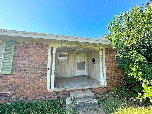 3200 NW 37th St in Oklahoma City, OK - Building Photo - Building Photo