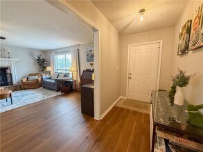 905 Deer Run Dr in Saraland, AL - Building Photo - Building Photo