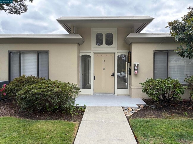 property at 2017 Pine Knoll Dr