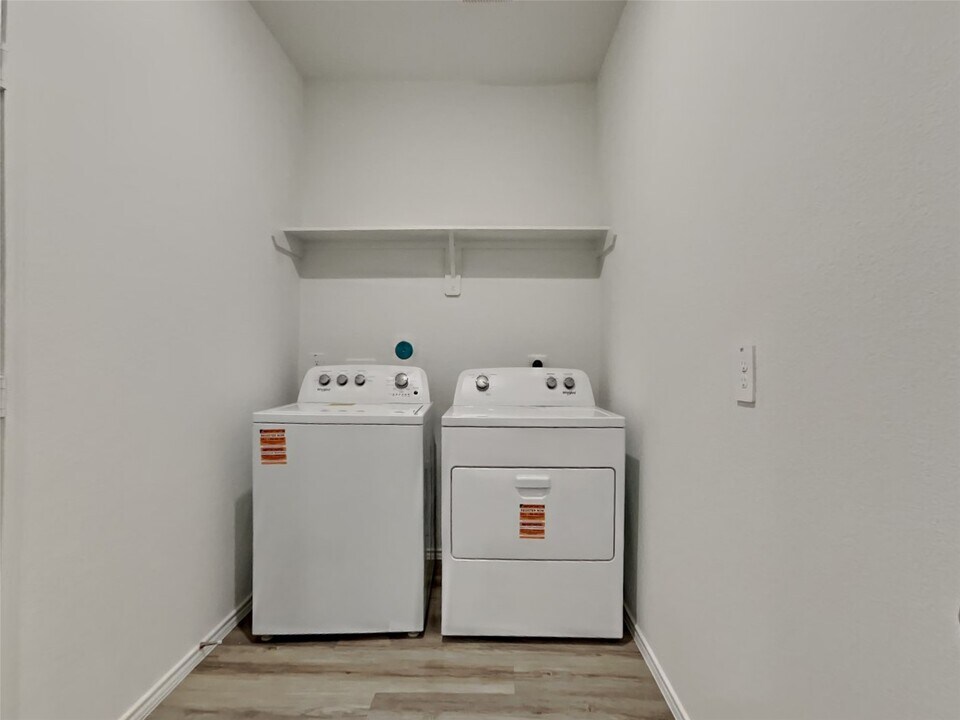 23792 Patchouli Ter Dr in Splendora, TX - Building Photo