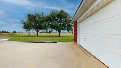 3236 FM2919 in Beasley, TX - Building Photo - Building Photo