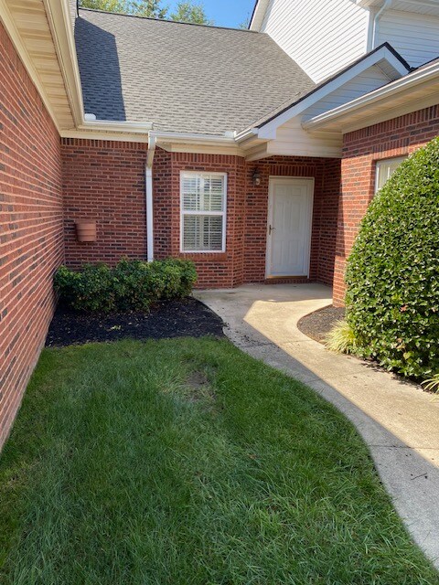 2205 Lucado Way in Knoxville, TN - Building Photo - Building Photo