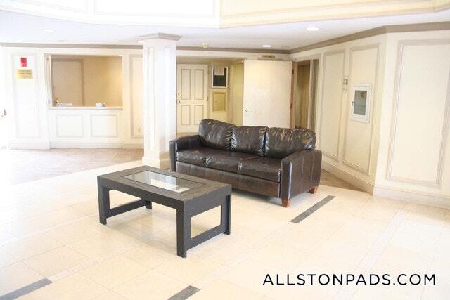 85 Brainerd Rd, Unit TH-3