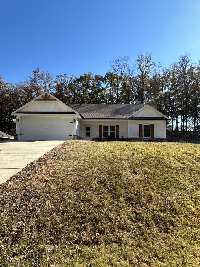 property at 121 Stonebriar Dr