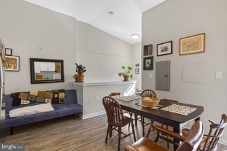 162 Richmond St in Philadelphia, PA - Building Photo - Building Photo
