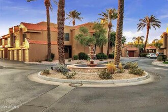 5122 E Shea Blvd, Unit Milano Terrace in Scottsdale, AZ - Building Photo - Building Photo