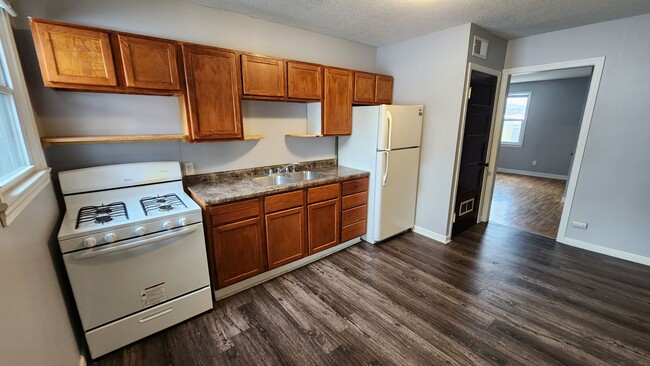 1106 Gillette St in La crosse, WI - Building Photo - Building Photo