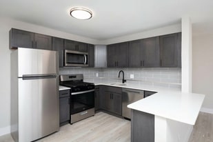 Cologne Gardens in Mays Landing, NJ - Building Photo