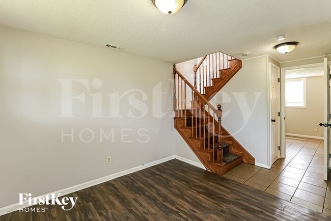 19112 E Ponca Dr in Independence, MO - Building Photo - Building Photo