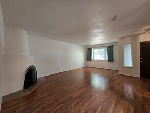 112 Calle Palomita in Santa Fe, NM - Building Photo - Building Photo