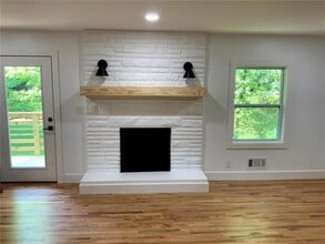 2800 Duke of Gloucester St in East Point, GA - Building Photo - Building Photo